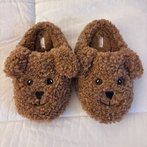 J. Crew kids Brown Teddy Bear Fuzzy Slippers Sz 2